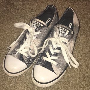 Converse Shoes Size 7
